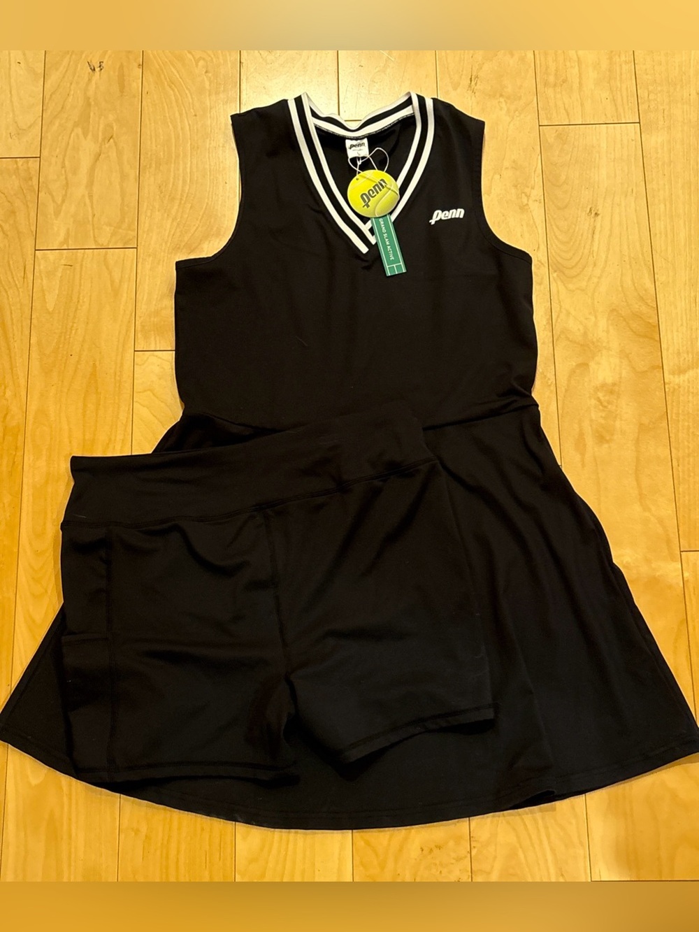 Penn Tennis Dress Women’s Size Large Black With Biker Shorts NEW